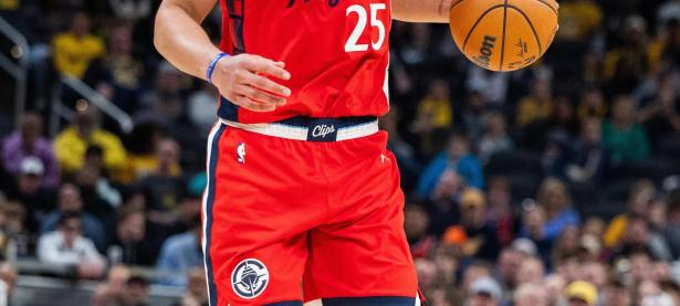  库里新星突破纪录表现惊艳，快船未来可期！