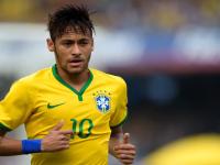 F1赛车赛场焦点！德国队对阵法国队，年轻新星表现惊艳，未来可期